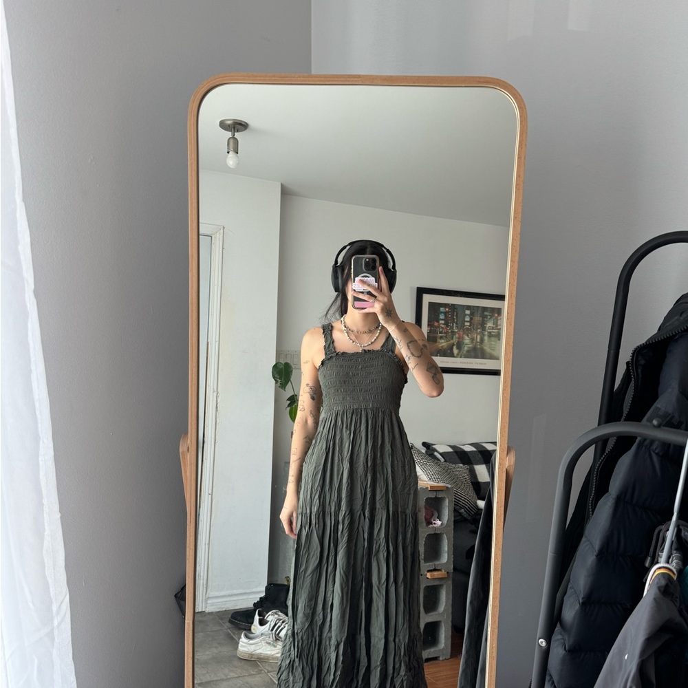 Elegant sage green Maxi Dress